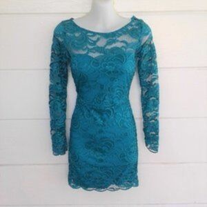 H&M Divided Women's Green Lace Sheath Dress Long Sleeves Size 4